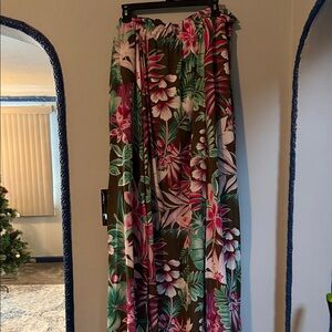 Women’s maxi floral skirt very beautiful